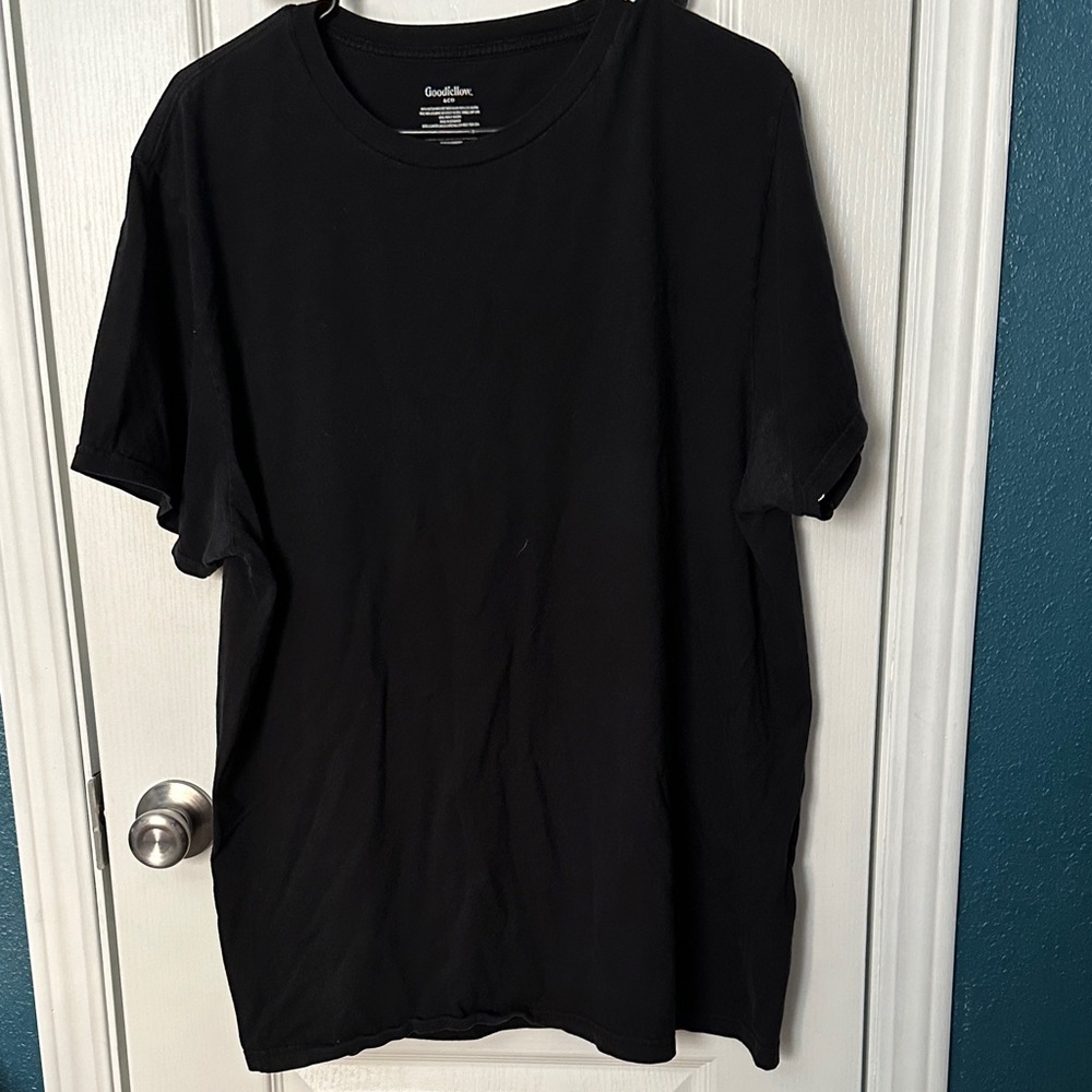 GOODFELLOW & CO Men's Charcoal Tee